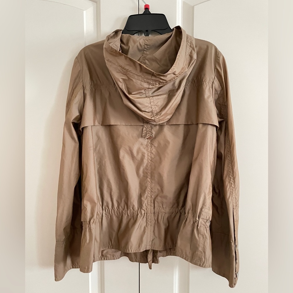 Bellvilles Jacket - Picture 2 of 9